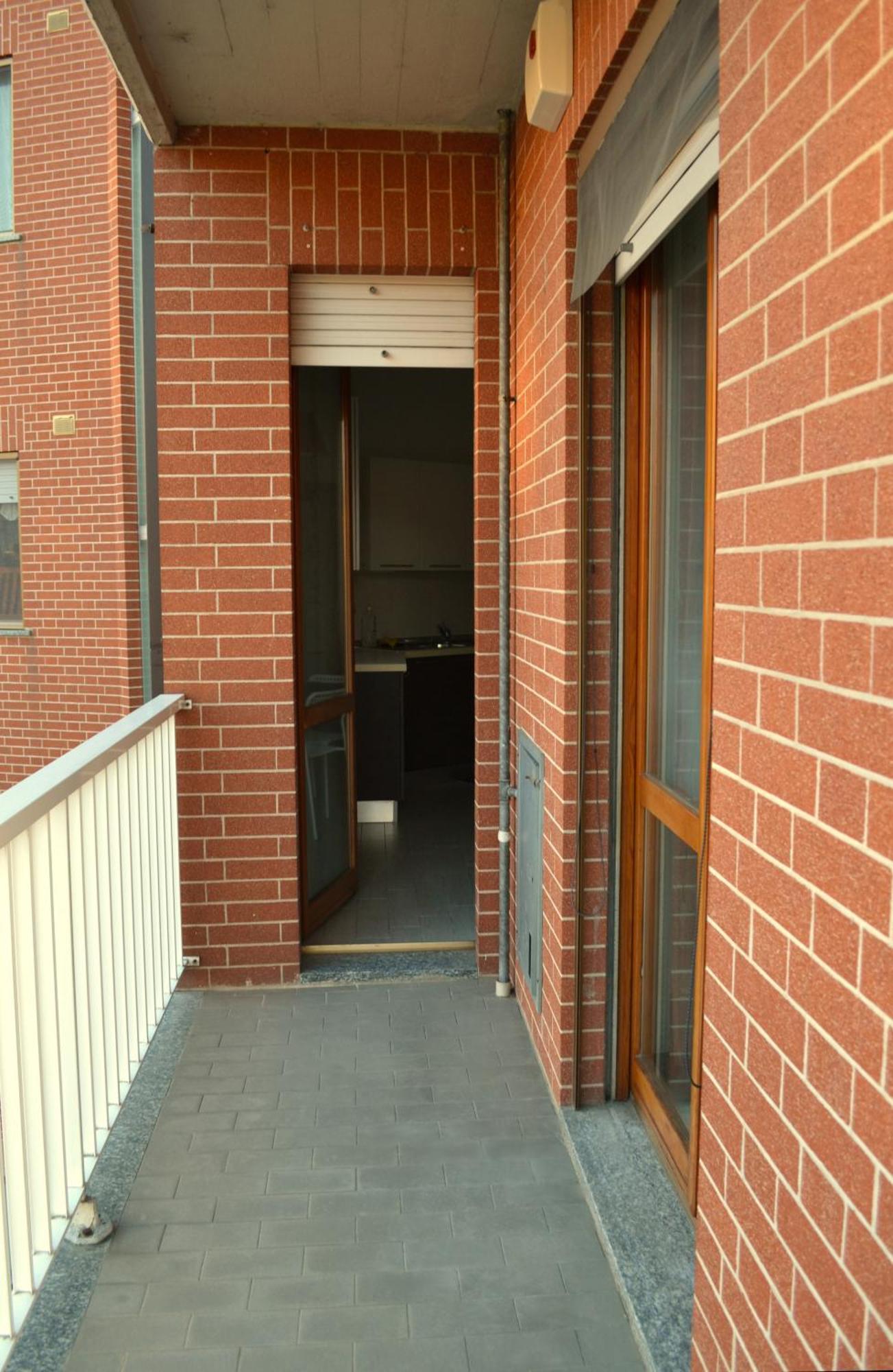 La Dolce Vita - Appartamento Con Parcheggio Privato Vicino Al Centro E All'Ospedale 阿斯蒂 外观 照片