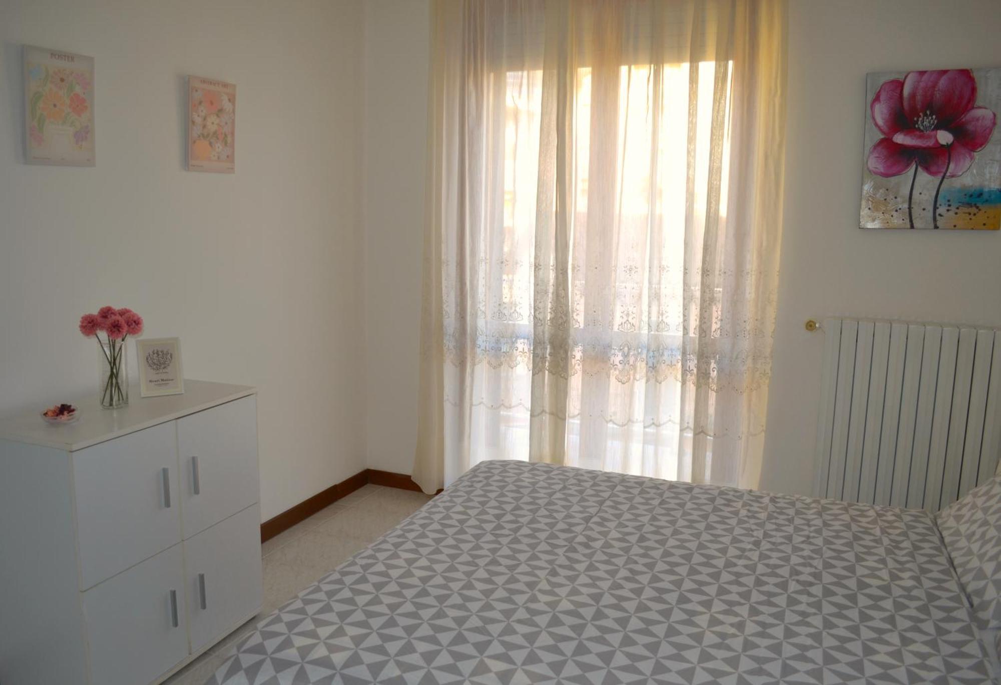 La Dolce Vita - Appartamento Con Parcheggio Privato Vicino Al Centro E All'Ospedale 阿斯蒂 外观 照片